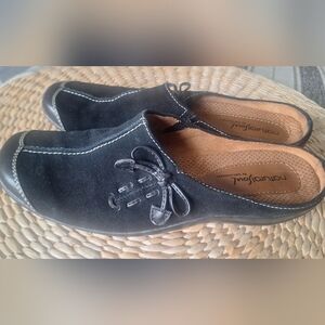 Natural Soul By Naturalizer Womens Shoes Size 8.5M Mules Slip On Leather Black